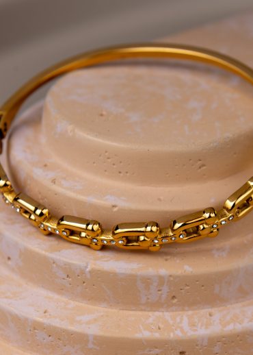 mia gold bracelet